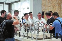 续深化“再下南洋”步履